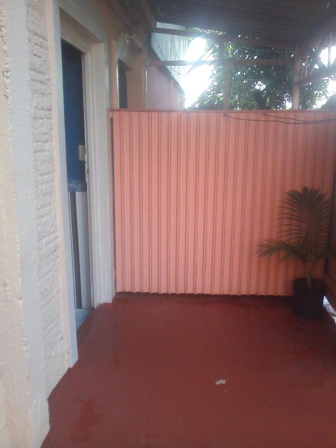 Appartamento Flia Ocampo Puerto Iguazú Esterno foto